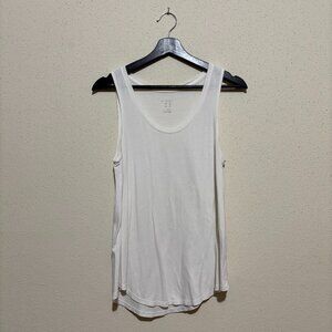 White scoop neck tank top